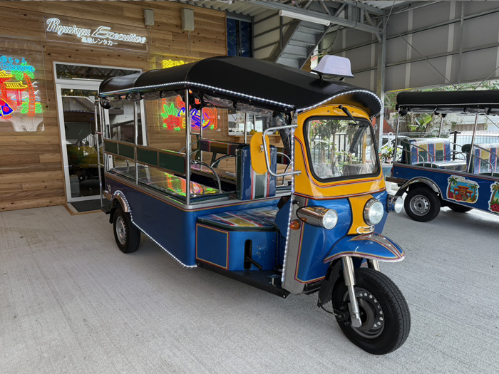 トゥクトゥク ロング　9人（8人）